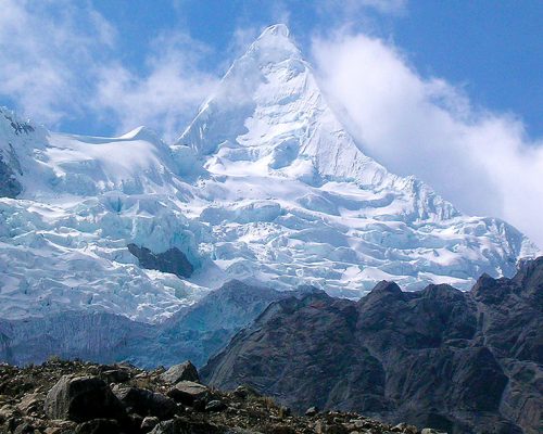 trekking-cedros-alpamayo-peru-piramide-alpamayo_1_orig